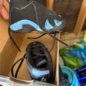 Jordan Kids Black and Light Blue Retro Sneaker